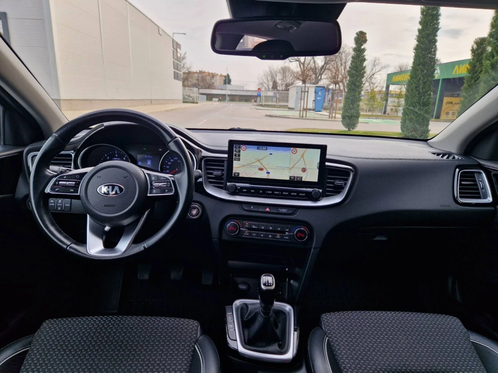 Kia Ceed 1.6 / 116 �.�. | Mobile.bg � ����������� 10