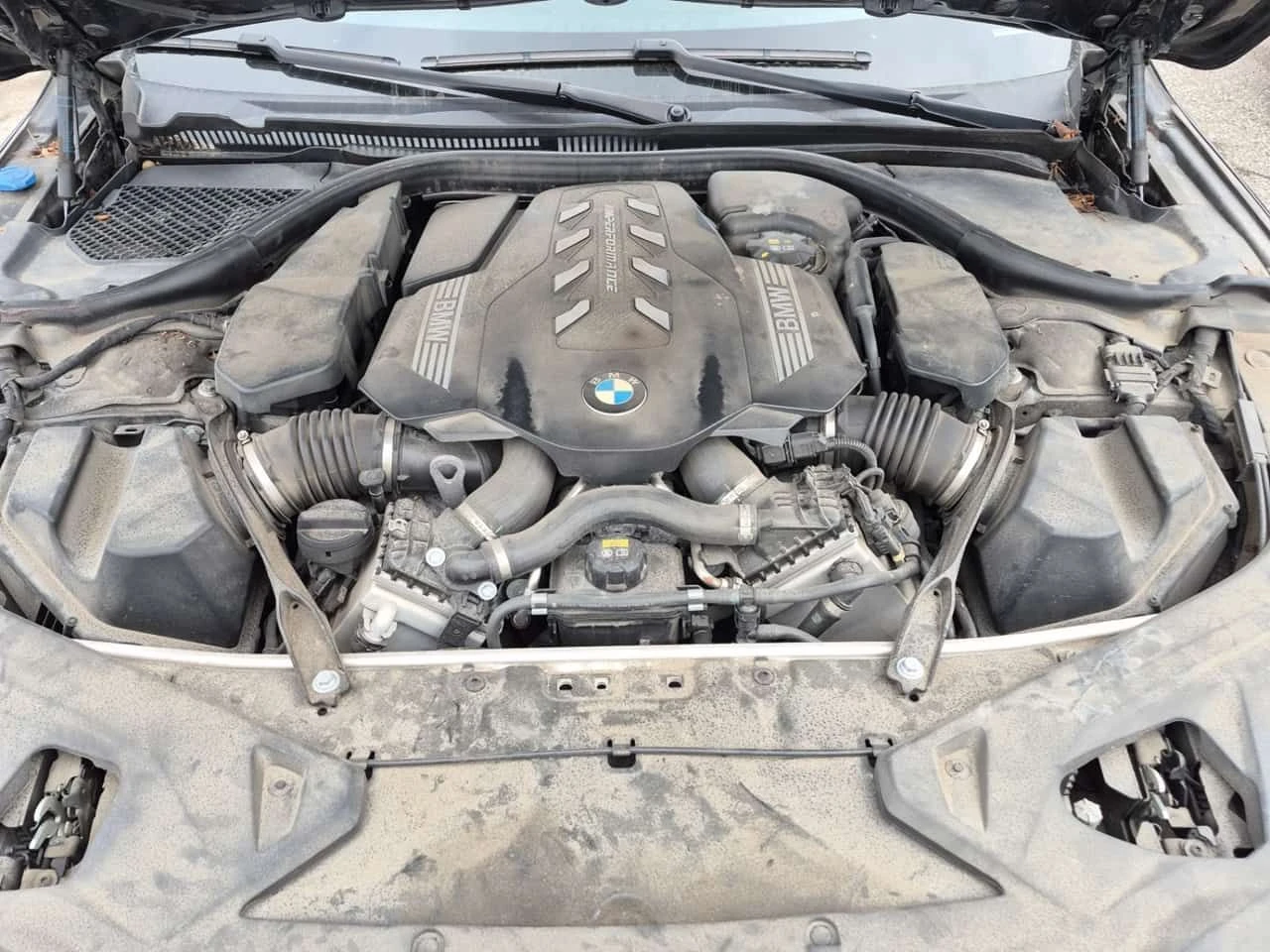 BMW 850 M850I XDRIVE /CARFAX/ДИСТРОНИК, снимка 16 - Автомобили и джипове - 54116097