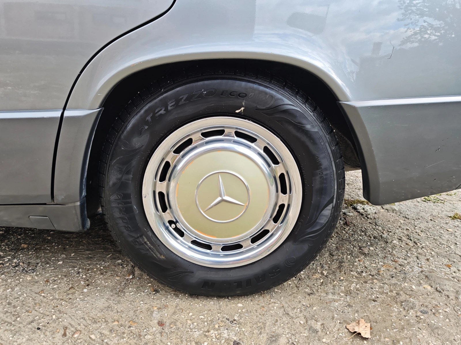 Mercedes-Benz 190, снимка 9 - Автомобили и джипове - 54123255