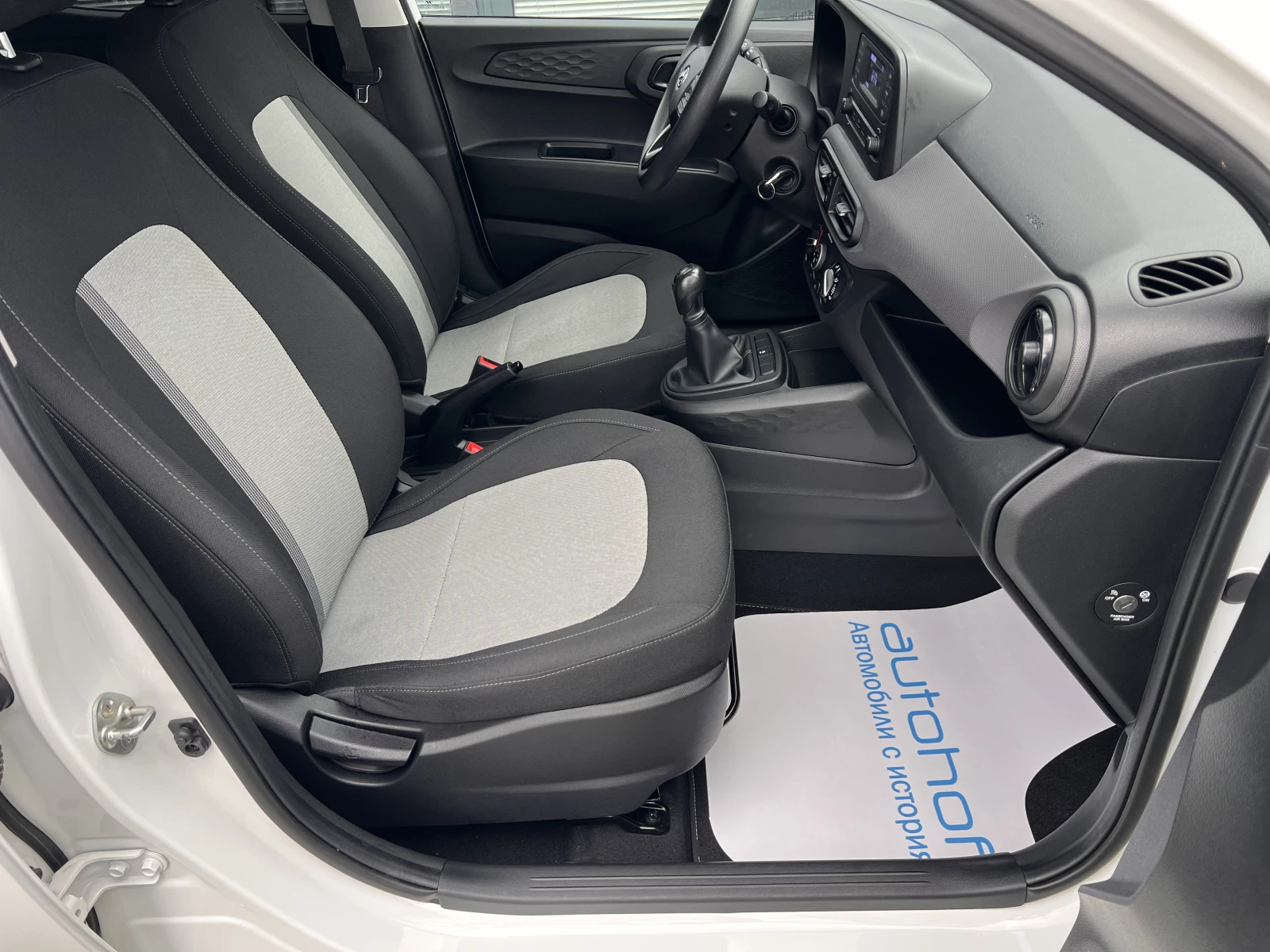 Hyundai I10 Comfort/1.0MPI/67K.C./5MT, снимка 9 - Автомобили и джипове - 54284899