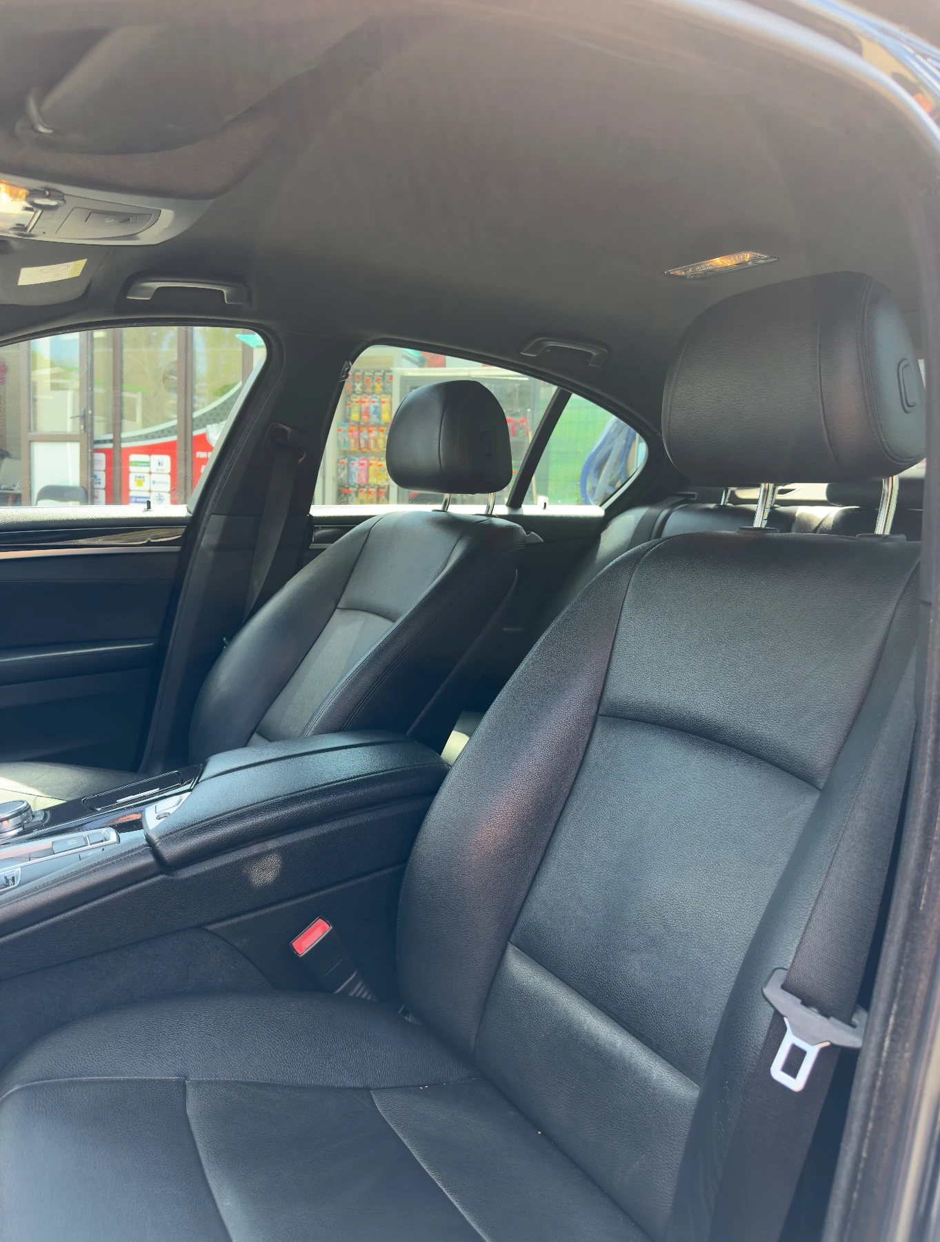 BMW 520 Facelift, снимка 7 - Автомобили и джипове - 54311823