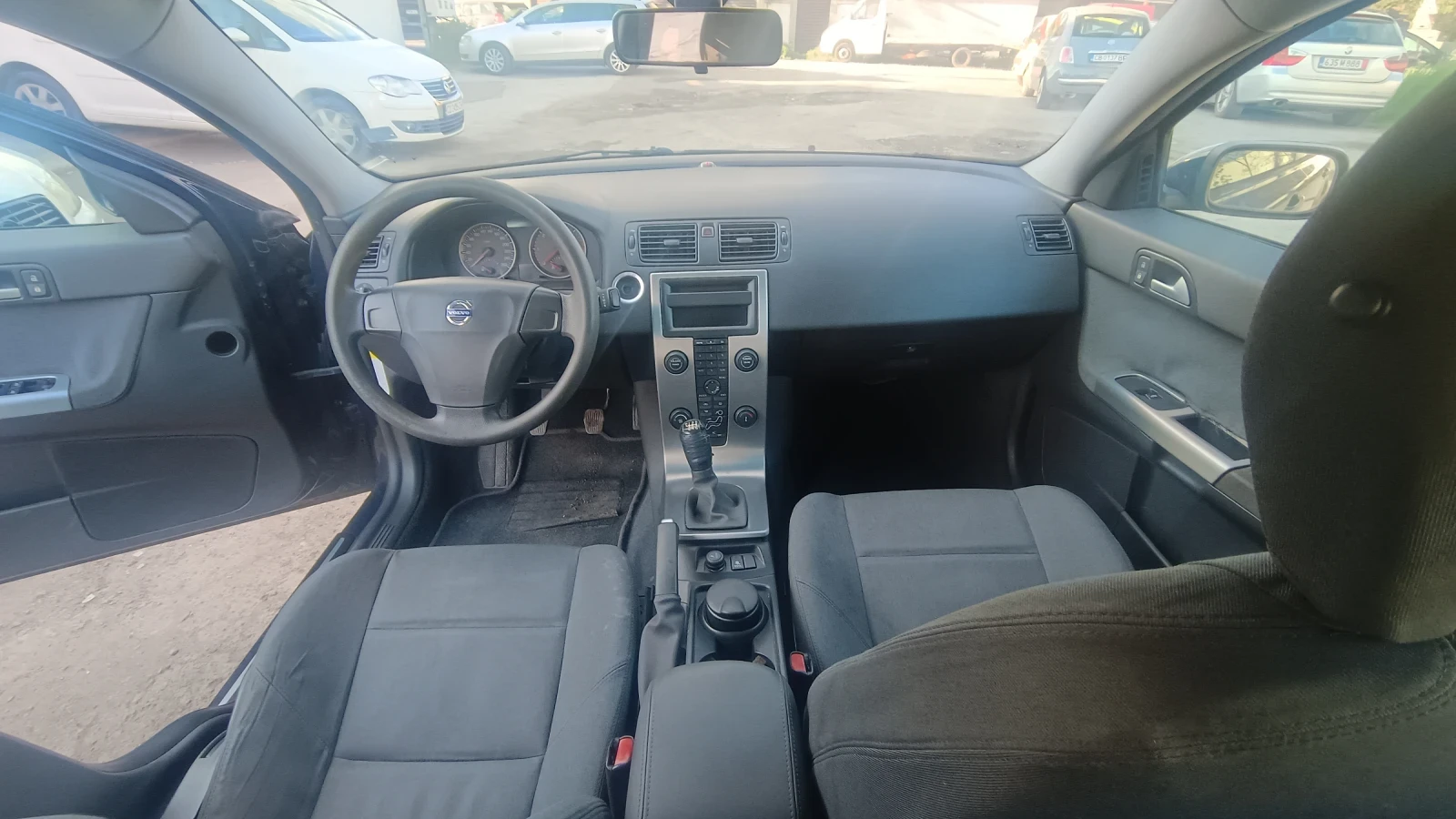 Volvo S40 2.0 HDI, снимка 10 - Автомобили и джипове - 54415633