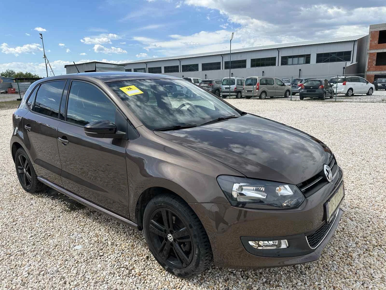 VW Polo 1.6  ТОП, снимка 2 - Автомобили и джипове - 54416205