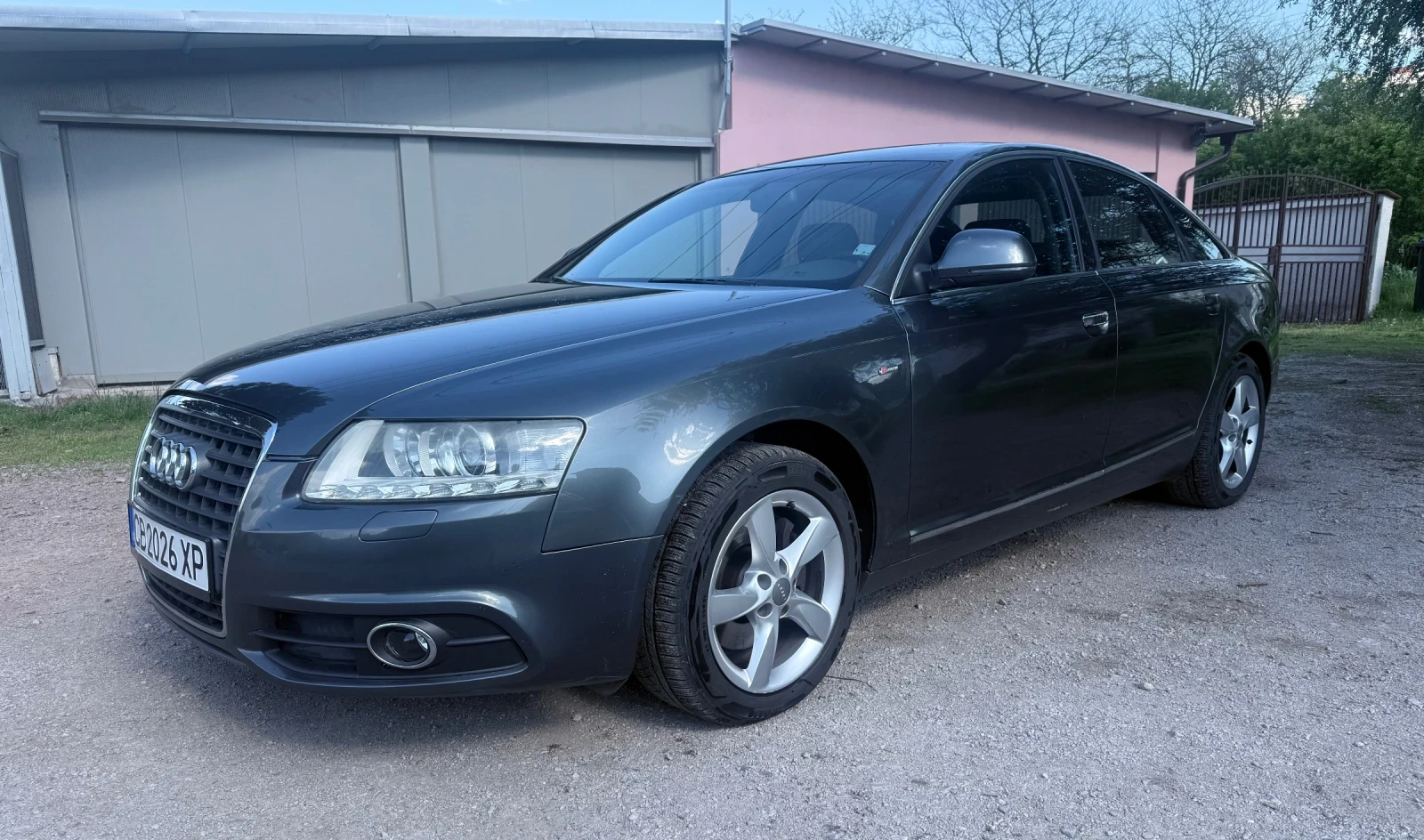 Audi A6 2.0TDI 170к.с обслужена