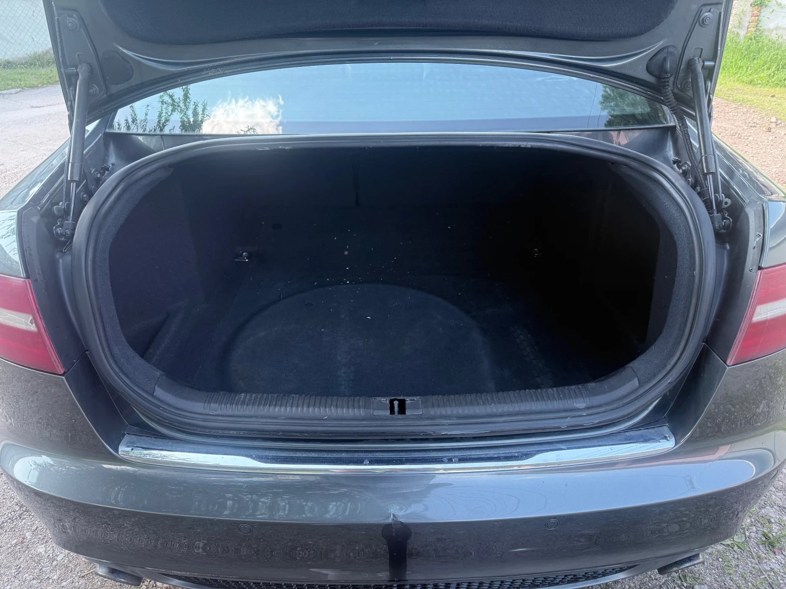 Audi A6 2.0TDI 170к.с обслужена, снимка 12 - Автомобили и джипове - 54429151