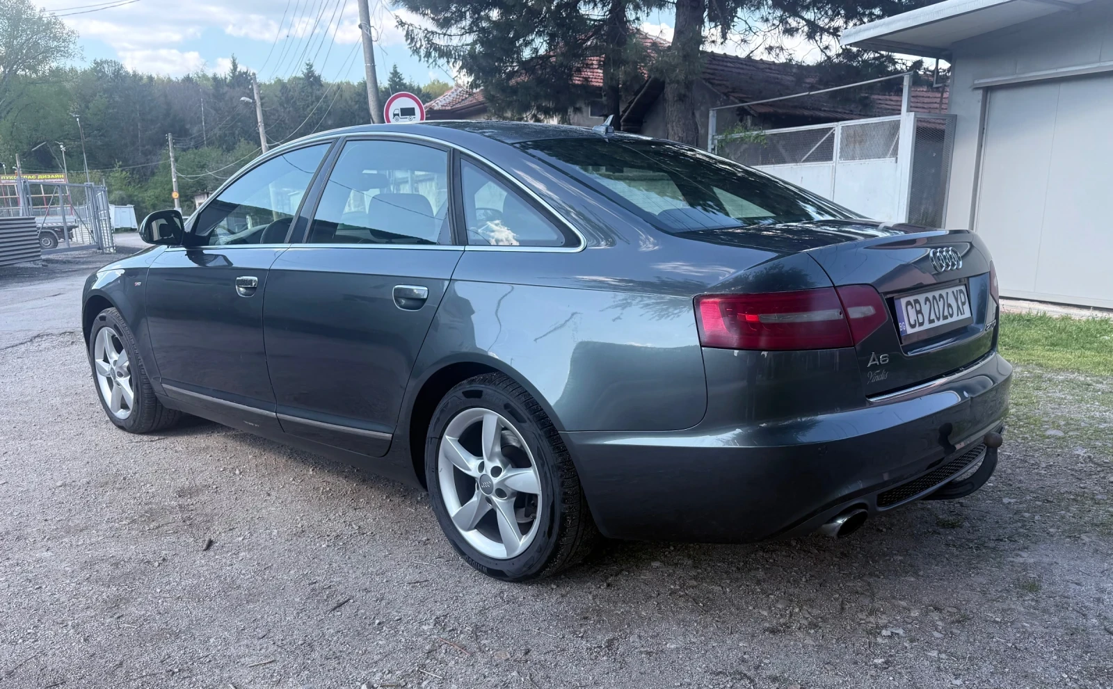 Audi A6 2.0TDI 170к.с обслужена, снимка 3 - Автомобили и джипове - 54429151