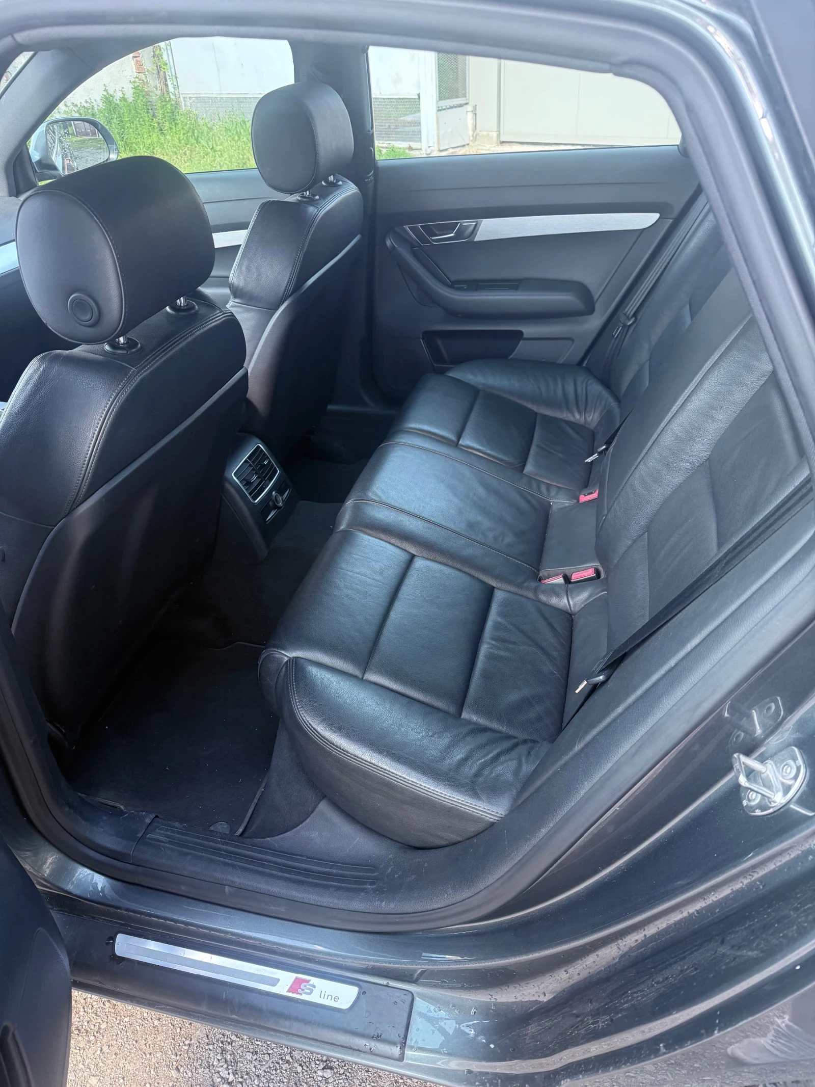 Audi A6 2.0TDI 170к.с обслужена, снимка 9 - Автомобили и джипове - 54429151