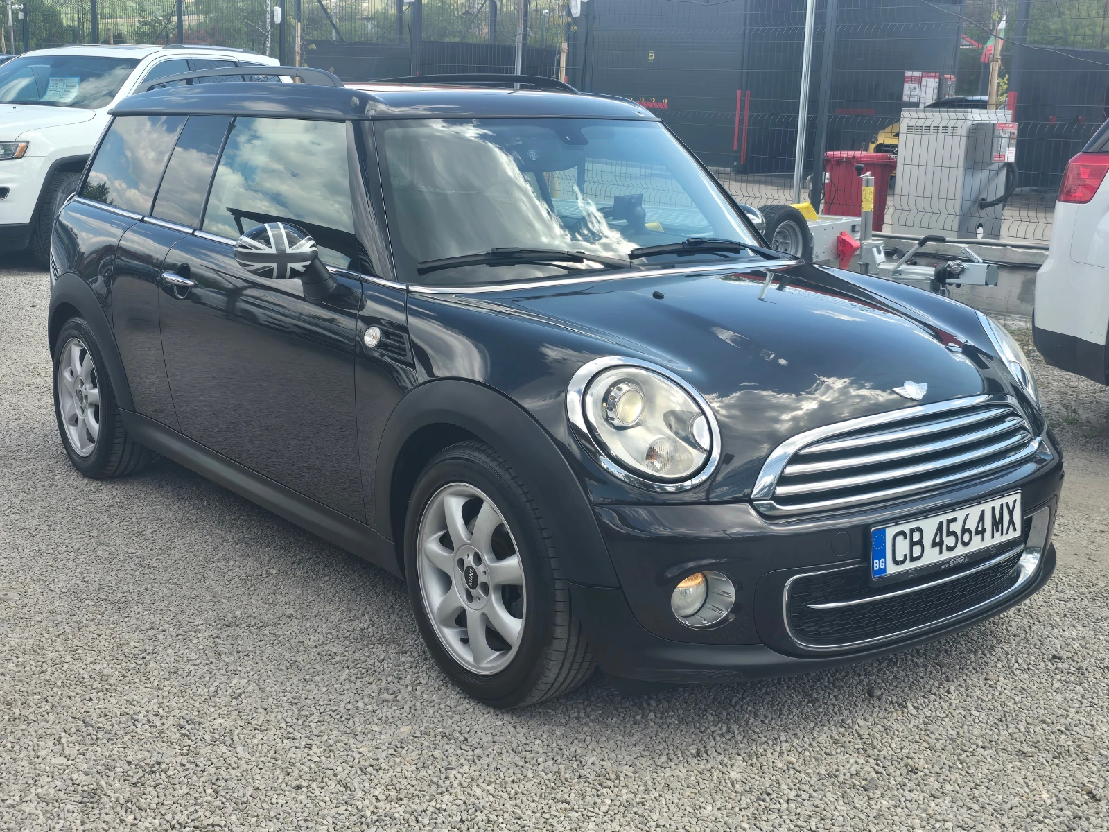 Mini Clubman 1.6d/Лизинг, снимка 3 - Автомобили и джипове - 54450285