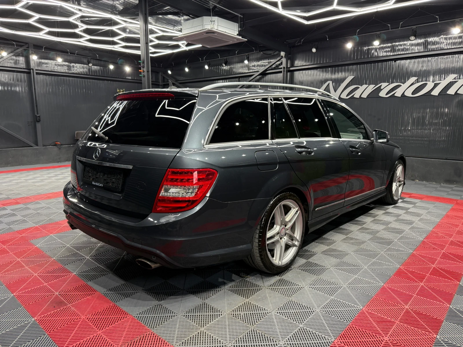 Mercedes-Benz C 350 AMG Line, FULL, CH, снимка 3 - Автомобили и джипове - 54803294