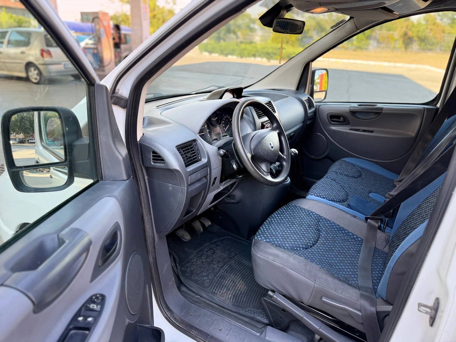 Fiat Scudo 1.6 90к.с Климатик, снимка 9 - Автомобили и джипове - 56141431
