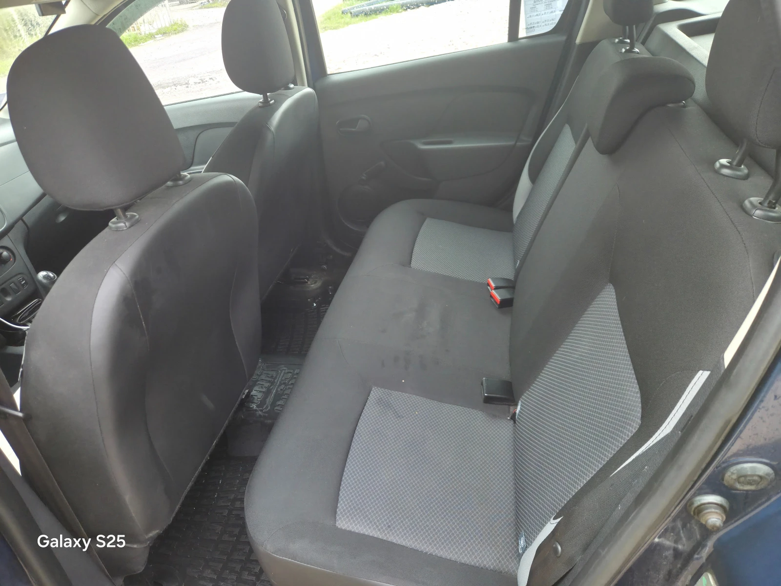 Dacia Logan 4 цил, снимка 7 - Автомобили и джипове - 54916162