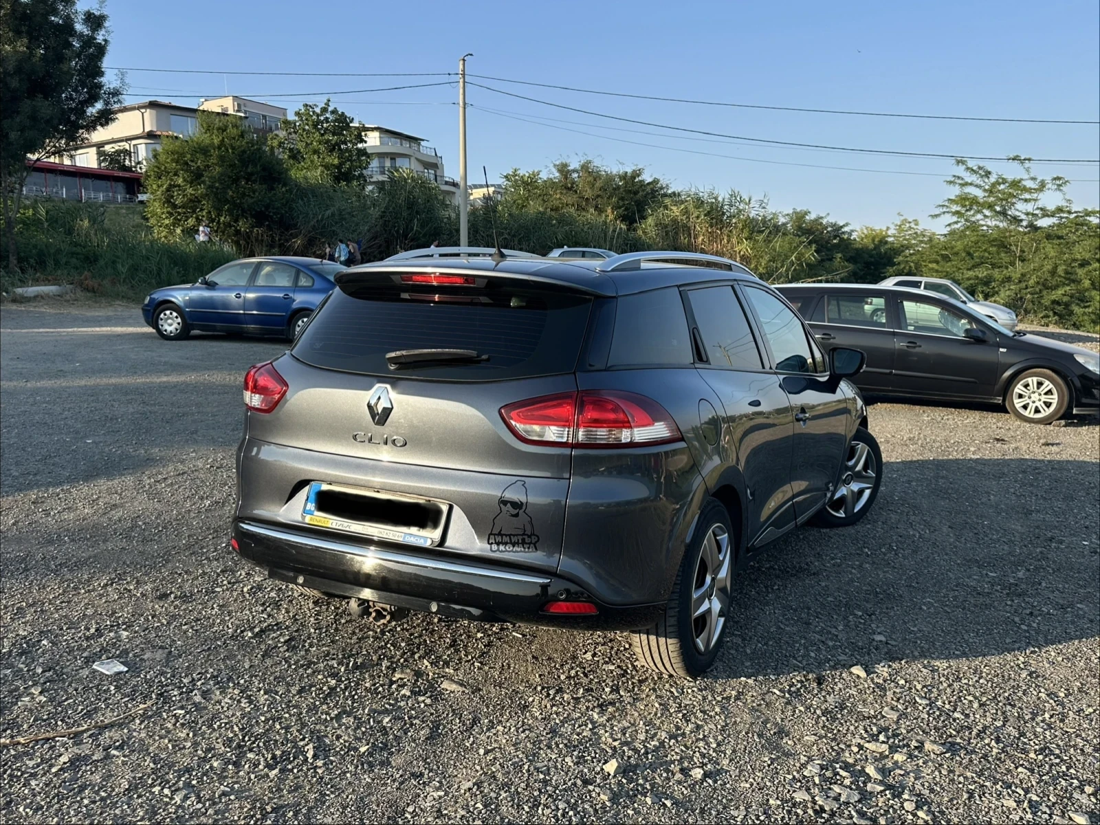 Renault Clio 1.5 dci, снимка 6 - Автомобили и джипове - 55365559