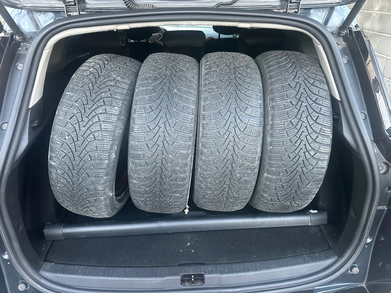 Renault Clio 1.5 dci, снимка 17 - Автомобили и джипове - 55365559