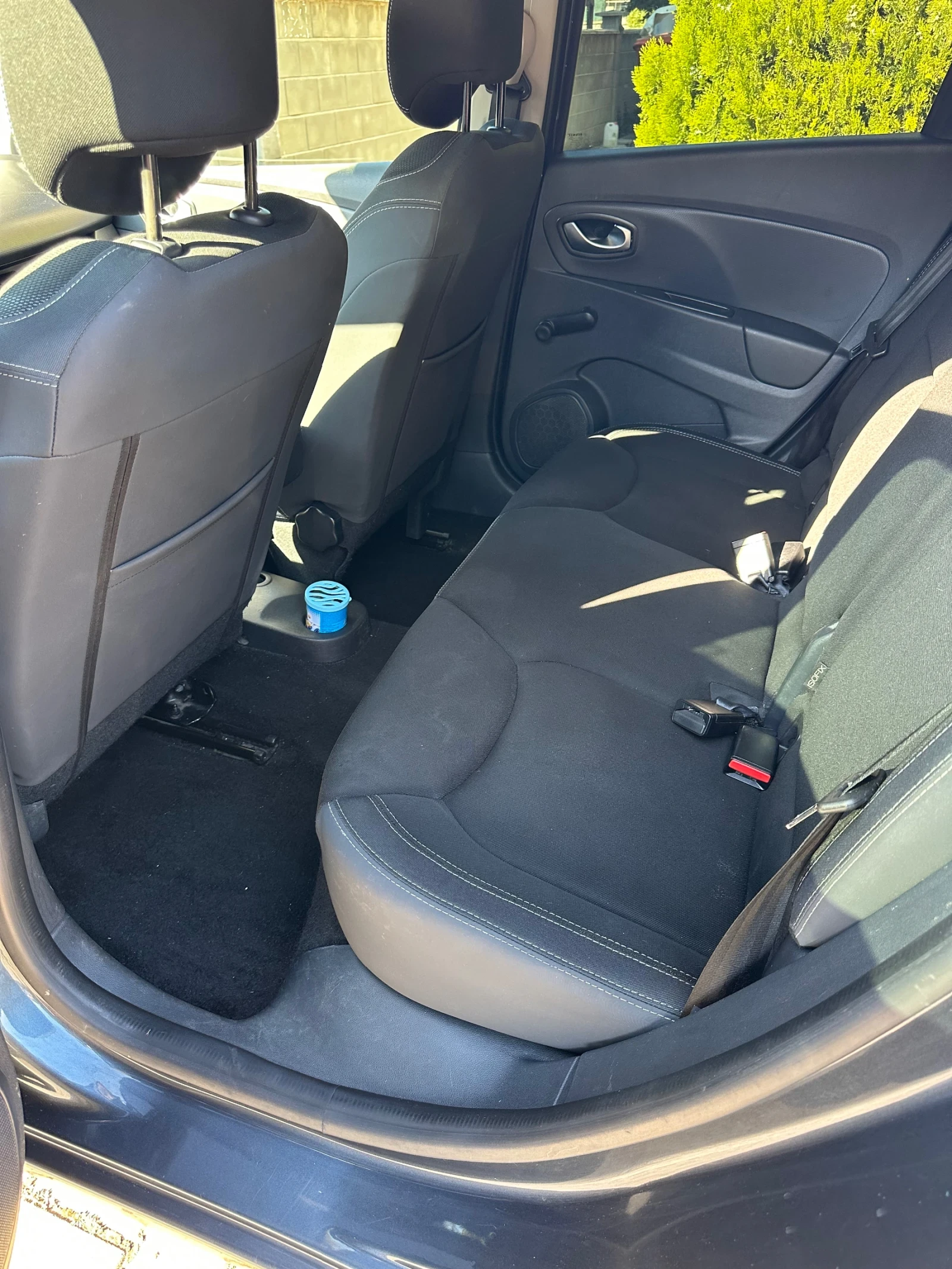 Renault Clio 1.5 dci, снимка 10 - Автомобили и джипове - 55365559