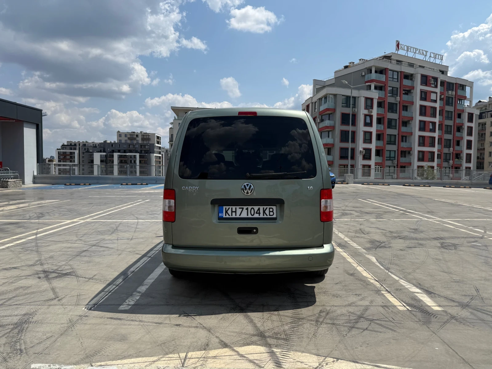 VW Caddy MAXI 1.6i с газ, снимка 5 - Автомобили и джипове - 55583770