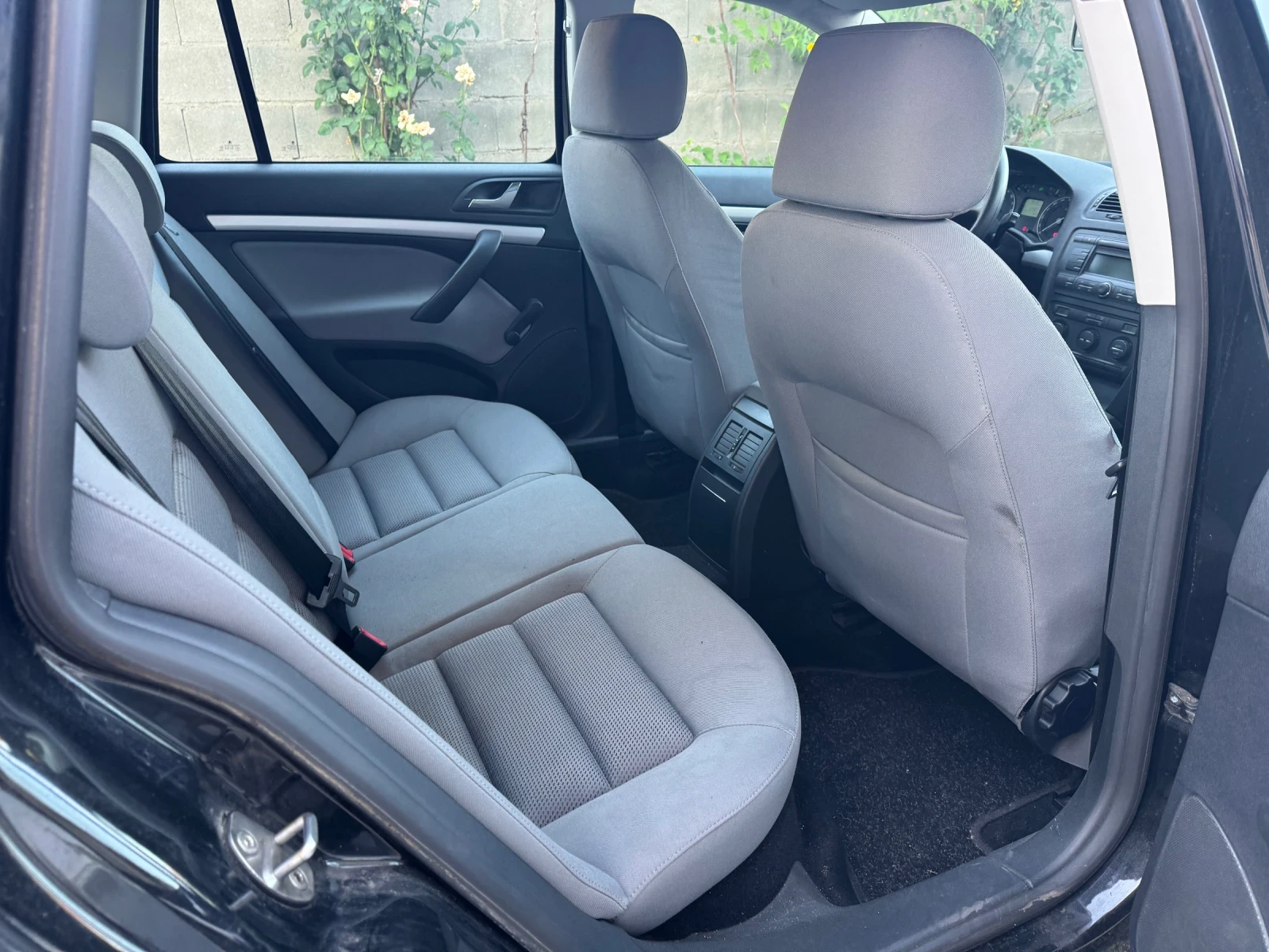 Skoda Octavia 1.9tdi, снимка 9 - Автомобили и джипове - 55851788