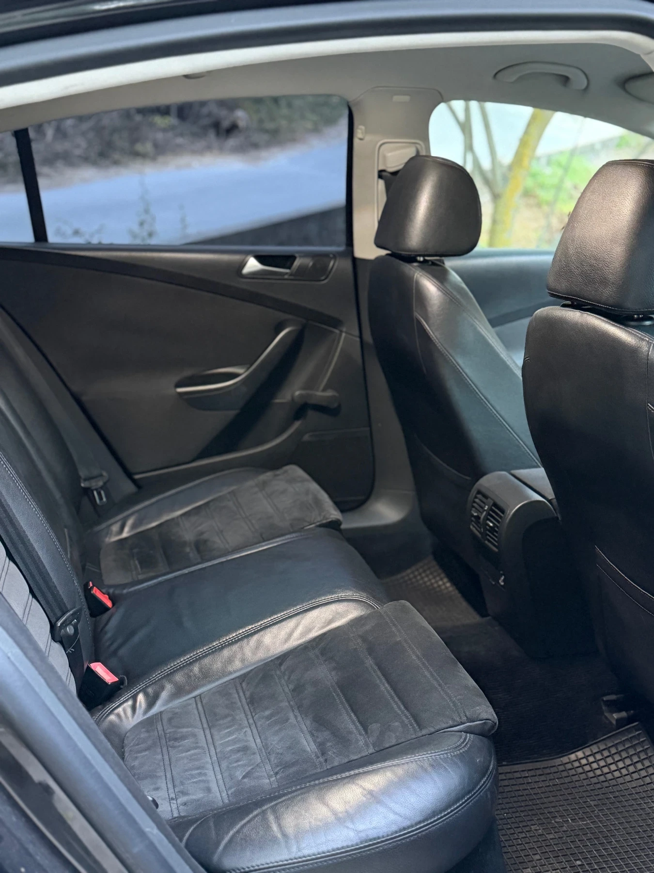 VW Passat 1.4TSI FACELIFT, снимка 12 - Автомобили и джипове - 55981821