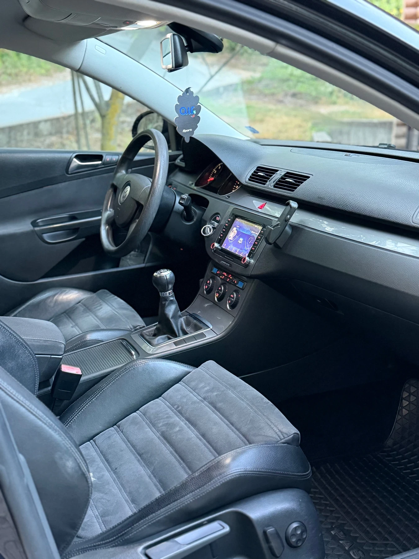 VW Passat 1.4TSI FACELIFT, снимка 9 - Автомобили и джипове - 55981821