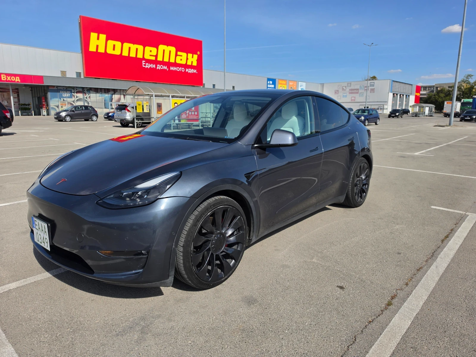 Tesla Model Y