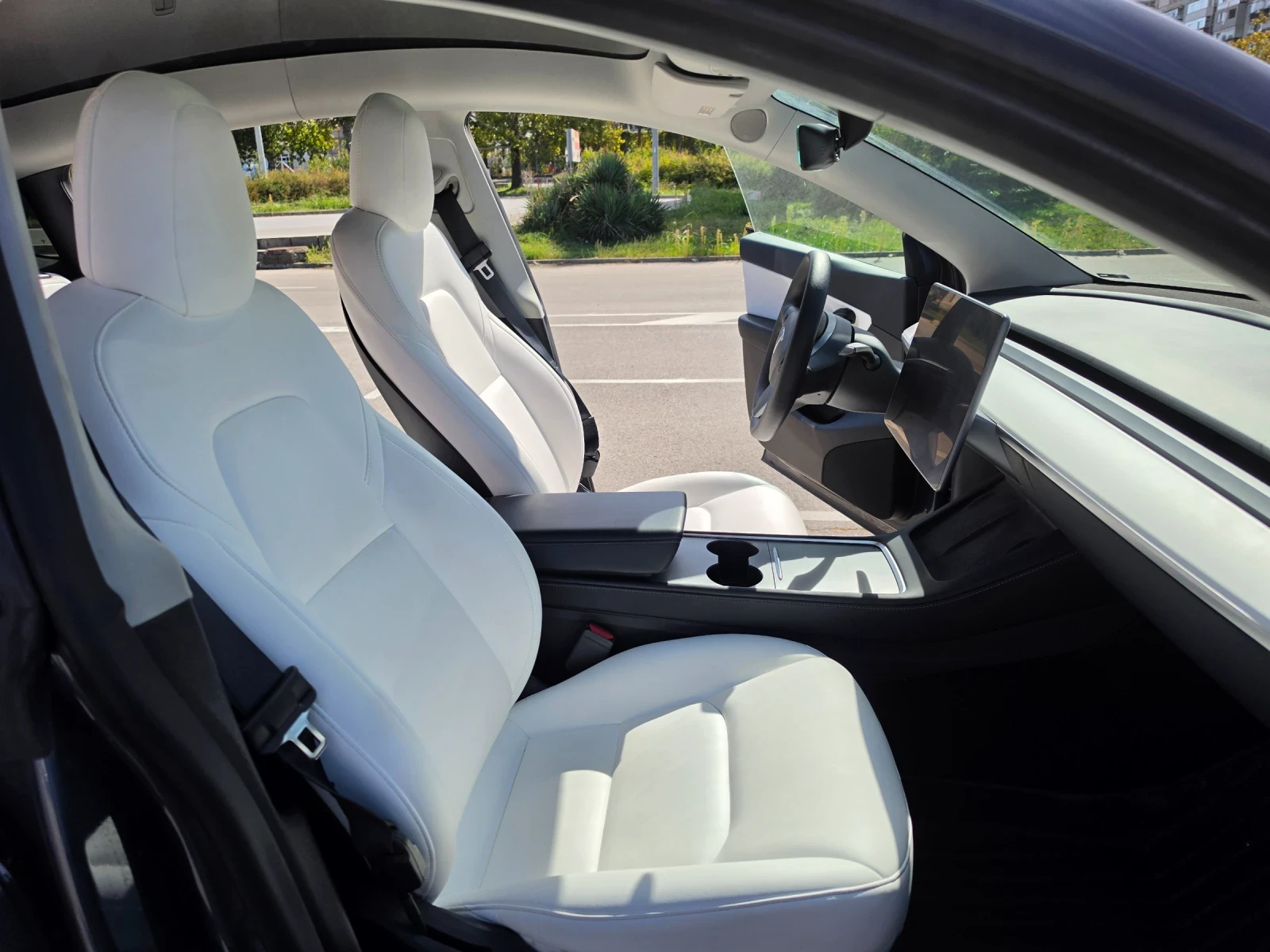 Tesla Model Y, снимка 10 - Автомобили и джипове - 56331822