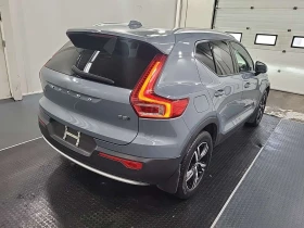 Volvo XC40 Core  CARFAX, снимка 10