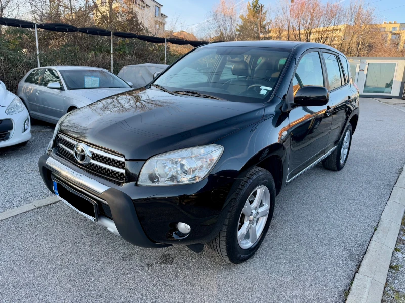 Toyota Rav4, снимка 3 - Автомобили и джипове - 48138944