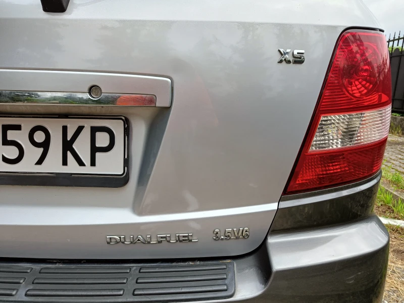 Kia Sorento 3.5 V6 Газ, снимка 6 - Автомобили и джипове - 53043407