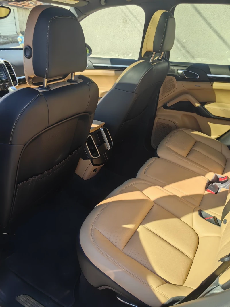 Porsche Cayenne 3.6, снимка 10 - Автомобили и джипове - 52628674