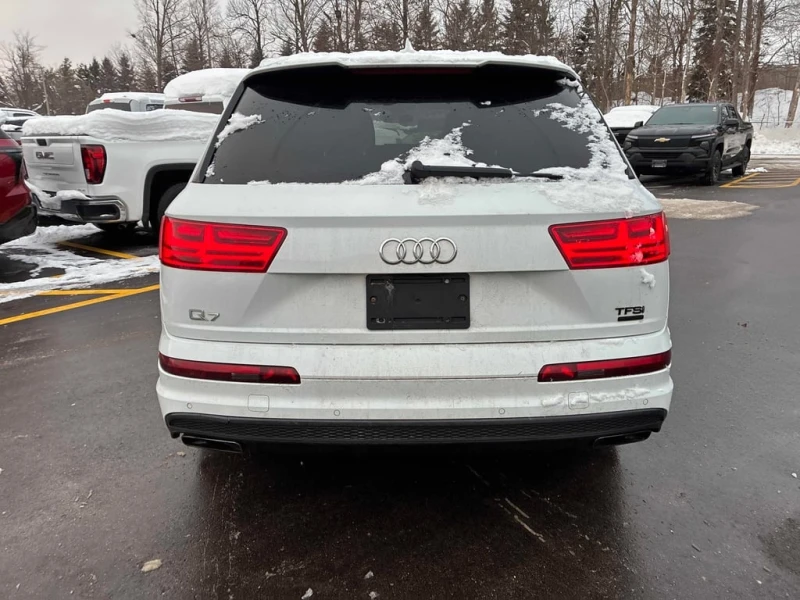 Audi Q7 * 3.0T Technik * CARFAX * ФИНАНСИРАНЕ, снимка 4 - Автомобили и джипове - 52820040