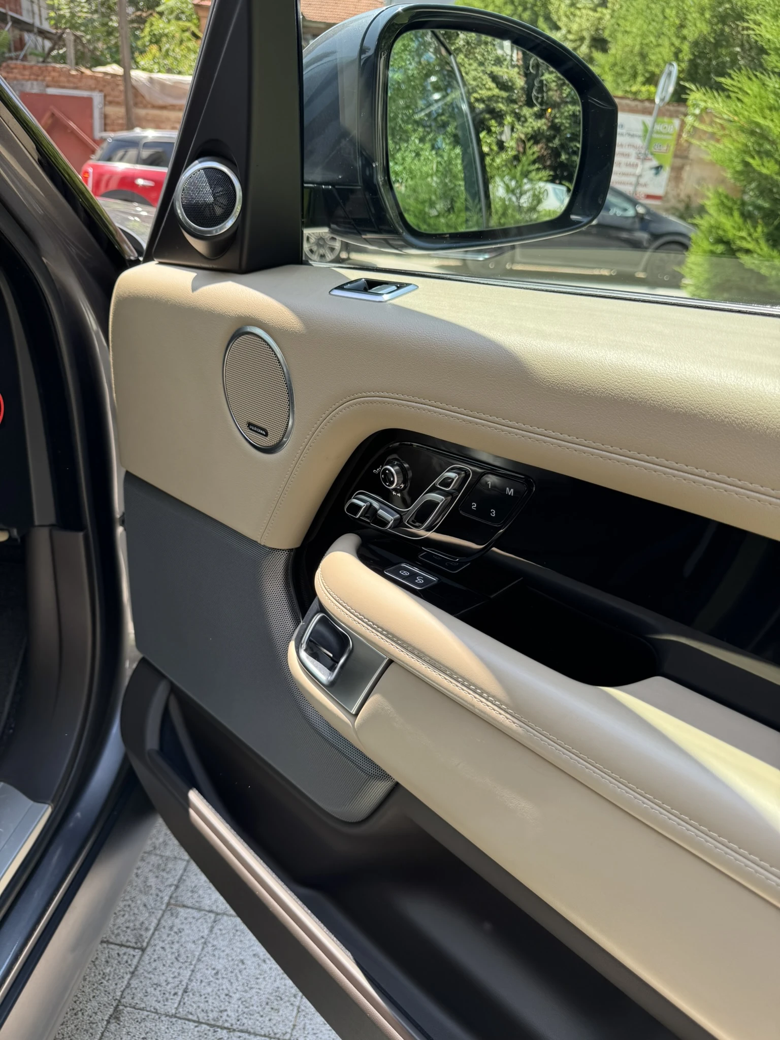 Land Rover Range rover 4.4 SDV8 VOGUE | Mobile.bg   16