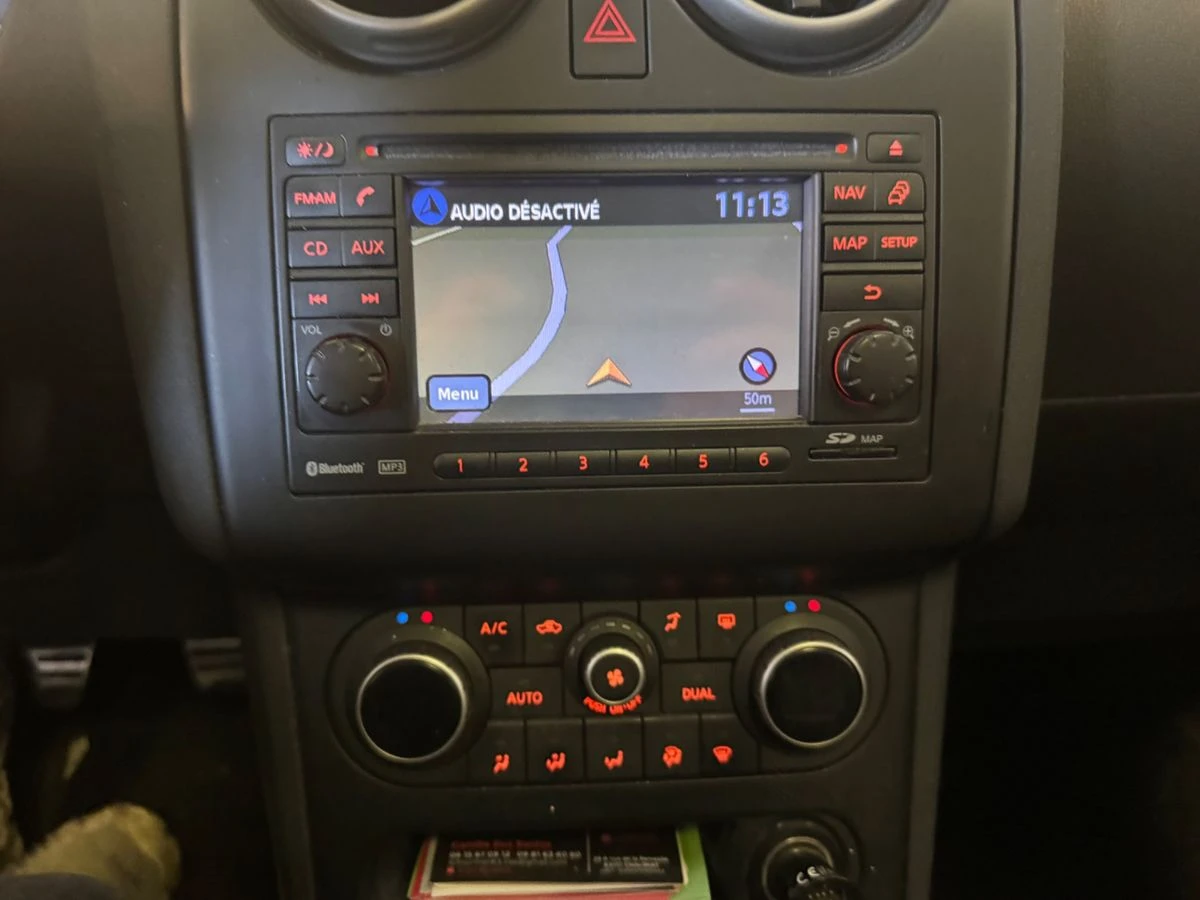 Nissan Qashqai 2.0 DCI  PANORAMA-KAMERA * *  | Mobile.bg   7