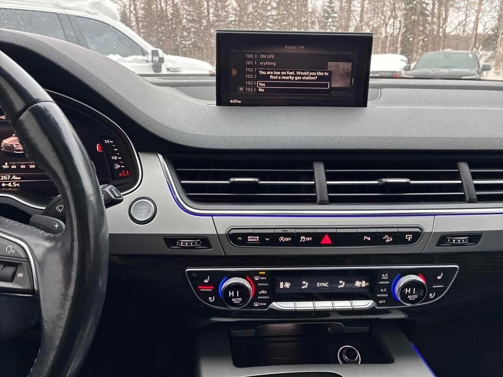 Audi Q7 * 3.0T Technik * CARFAX * ФИНАНСИРАНЕ - изображение 9