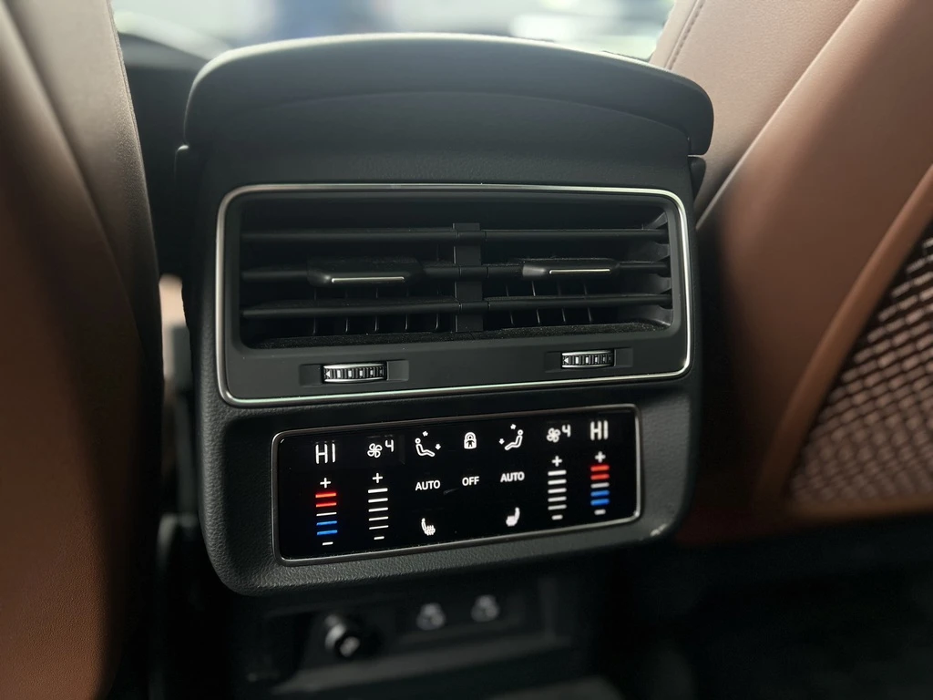 Audi Q8 Progressiv - изображение 8