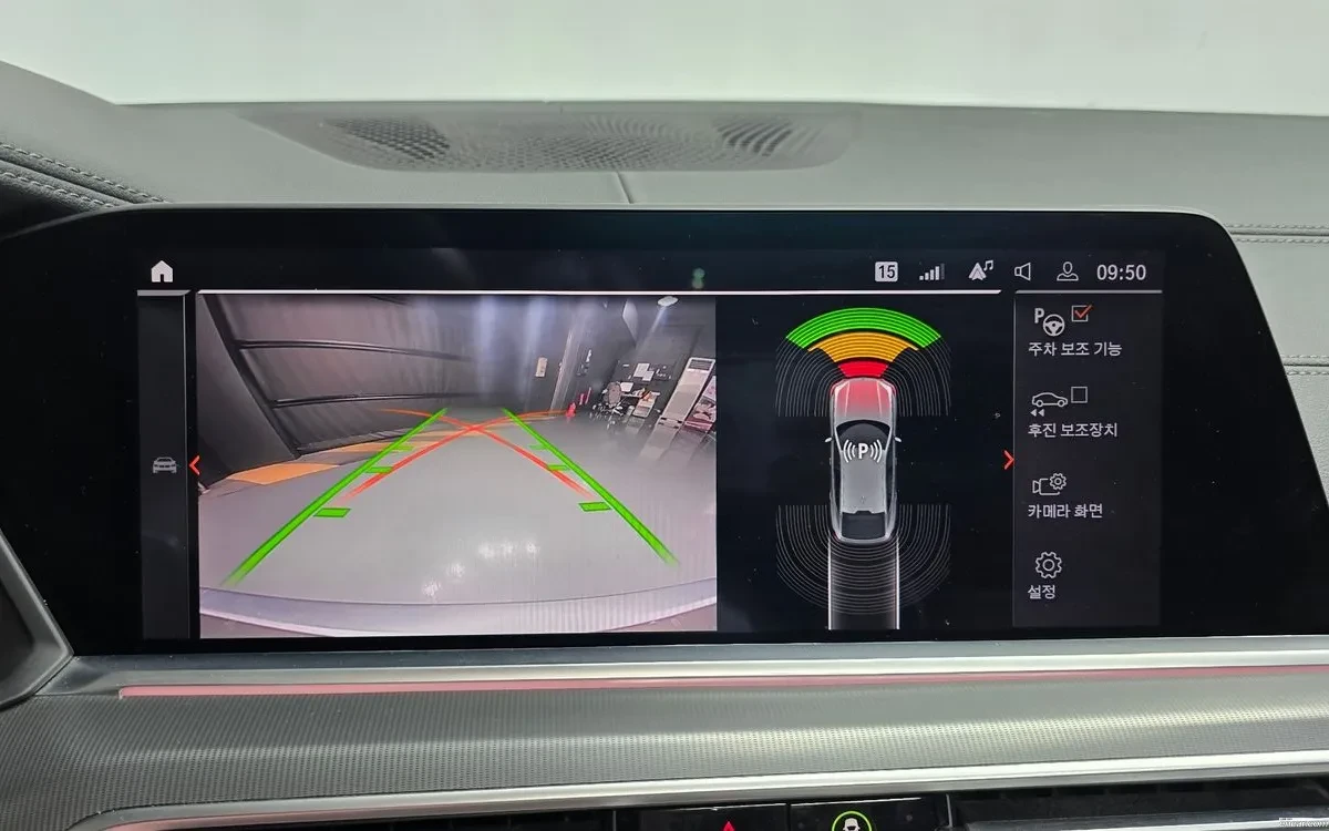 BMW X6 2020* HEAD-UP* KEYLESS* ОБДУХ* ПАНО* КРАЙНА ЦЕНА, снимка 11 - Автомобили и джипове - 54127406