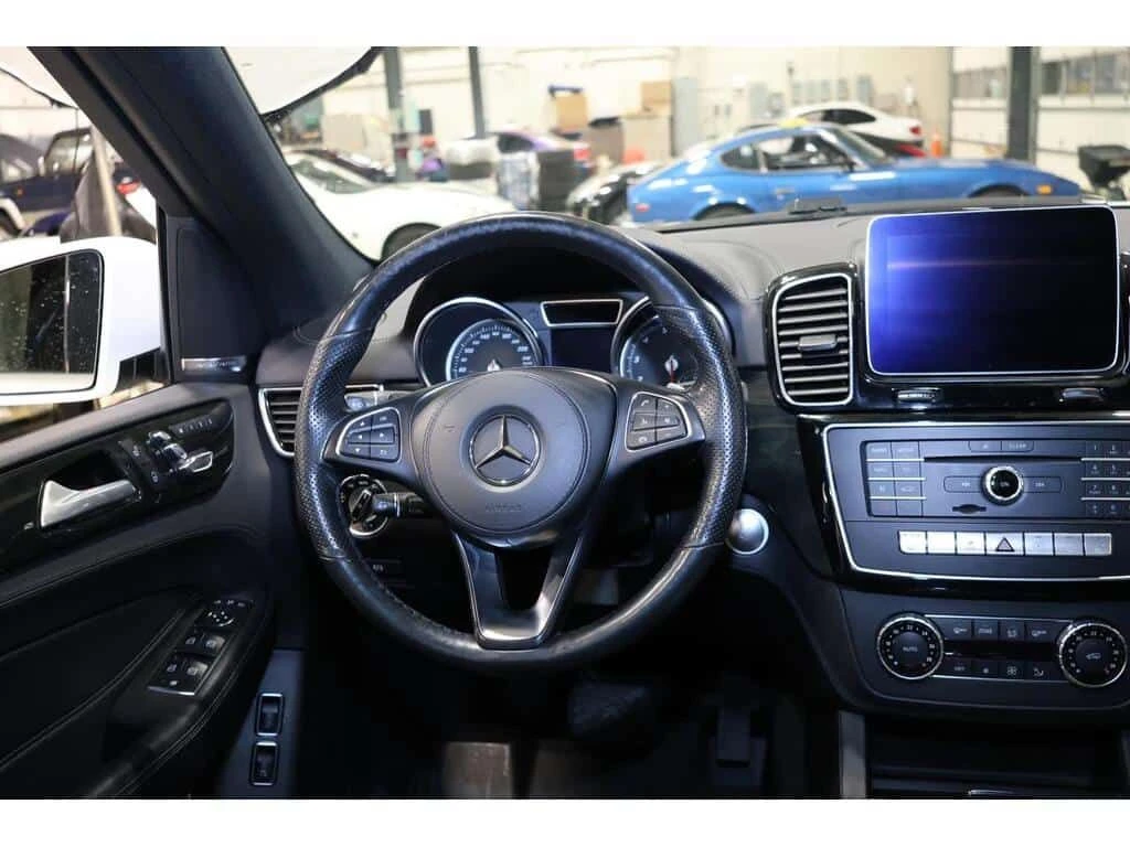 Mercedes-Benz GLS 450 MASSAGE/DISTRONIC/PANO/ФИКСИРАНА ЦЕНА ДО БГ, снимка 11 - Автомобили и джипове - 54136354