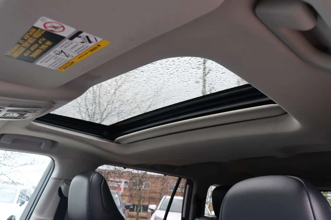 Toyota Highlander * XLE * ПРЕДСТАВИТЕЛСТВО * АВТОКРЕДИТ, снимка 16 - Автомобили и джипове - 54628452