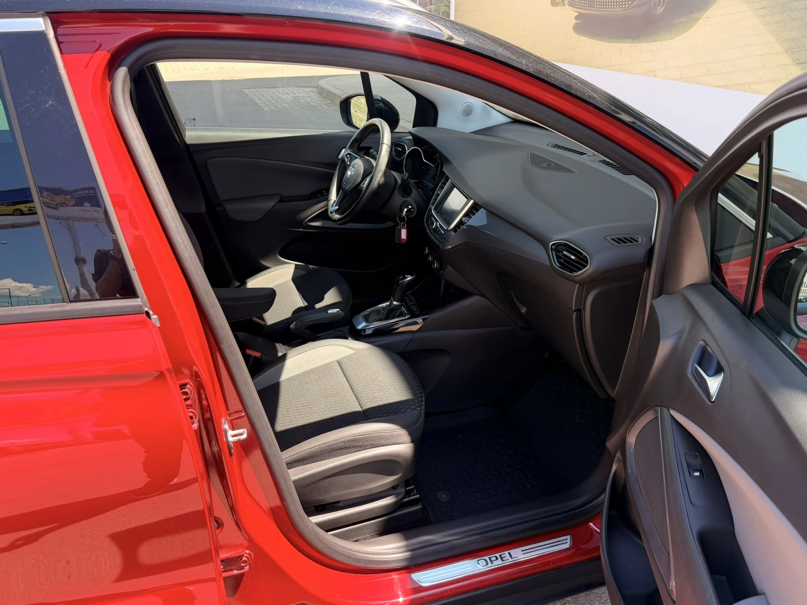 Opel Crossland X, снимка 11 - Автомобили и джипове - 54864278