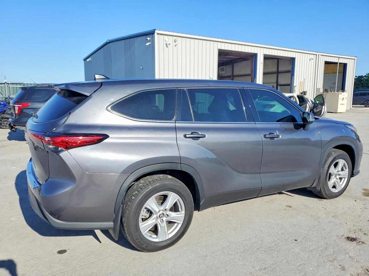 Toyota Highlander 3.5l Le, снимка 3 - Автомобили и джипове - 54914074