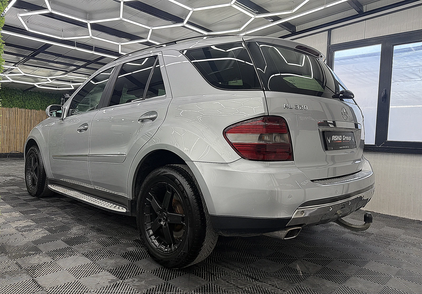 Mercedes-Benz ML 320 4-Matic/7gt/NAVI/�������� ������ | Mobile.bg � ����������� 4