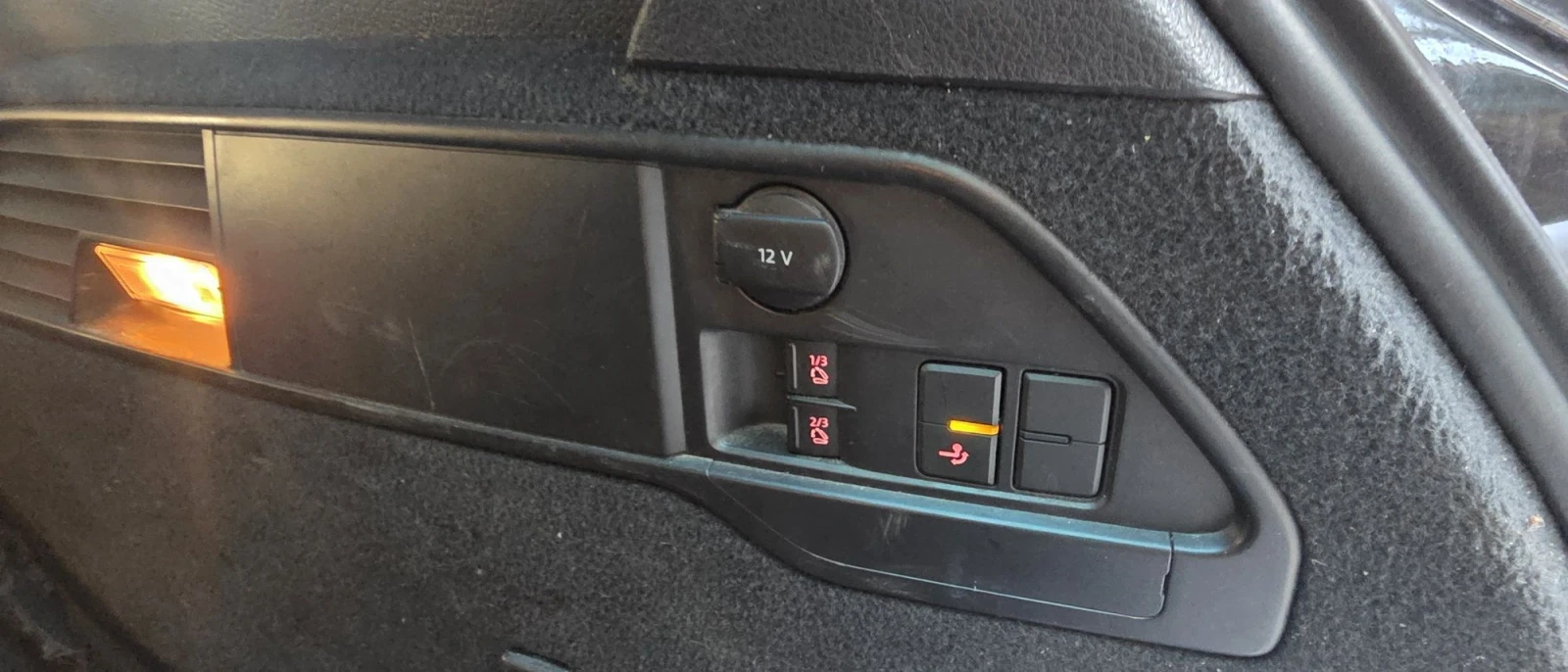 VW Touareg, снимка 7 - Автомобили и джипове - 56366957