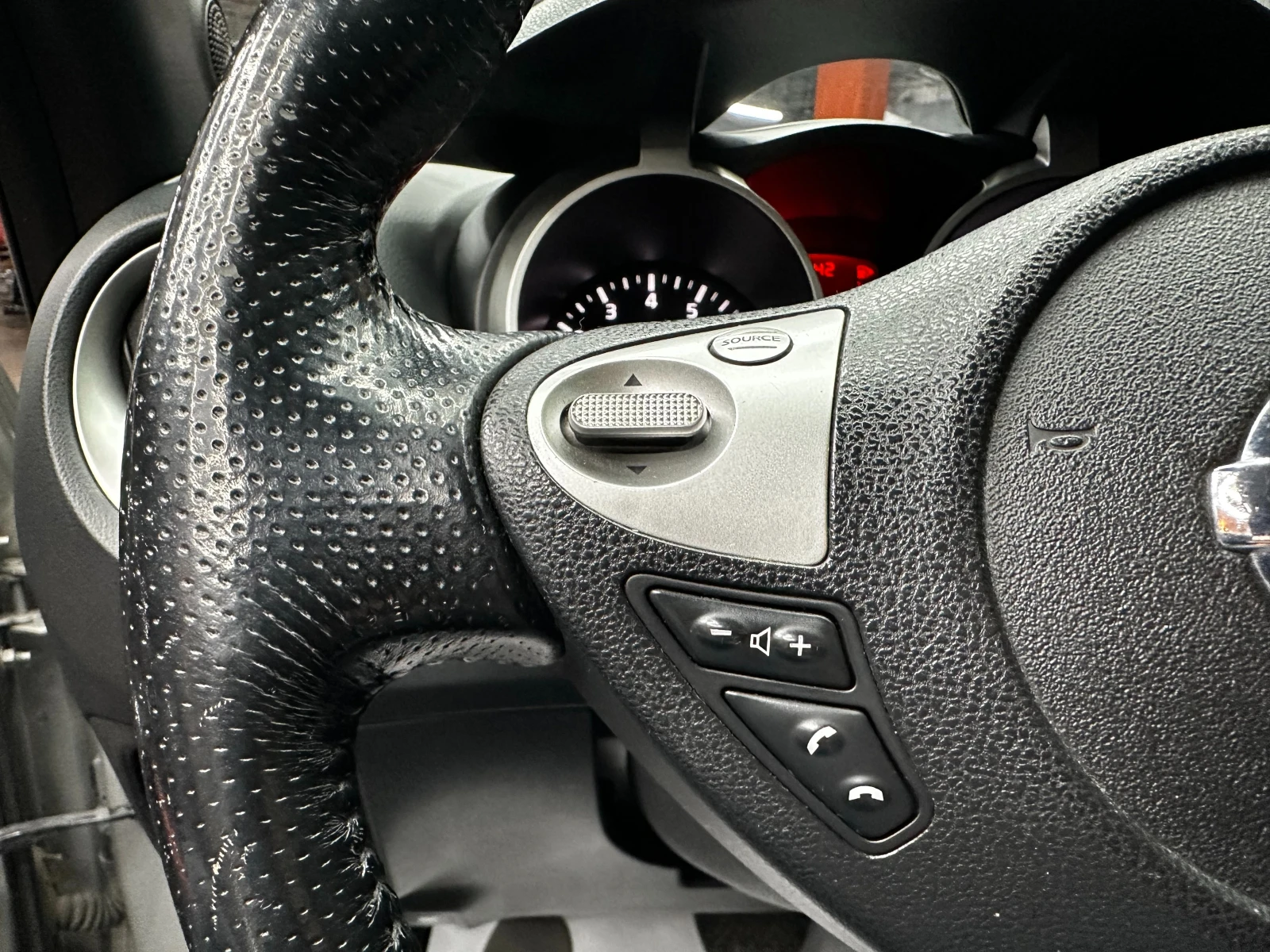 Nissan Juke 1.6i 117 �.�. ������� | Mobile.bg � ����������� 15