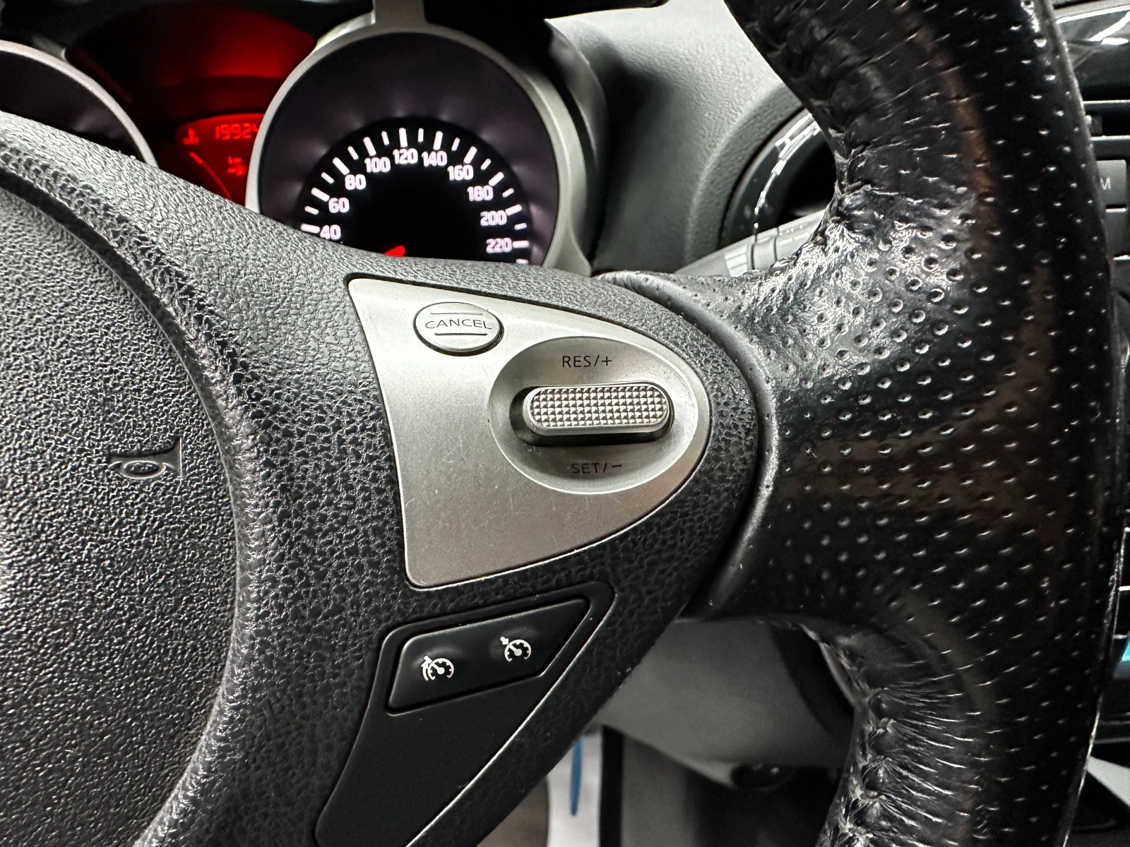 Nissan Juke 1.6i 117 �.�. ������� | Mobile.bg � ����������� 13
