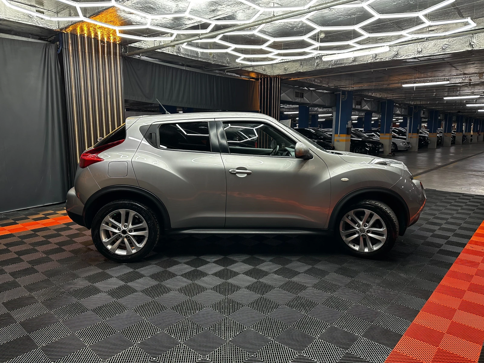 Nissan Juke 1.6i 117 �.�. ������� | Mobile.bg � ����������� 4