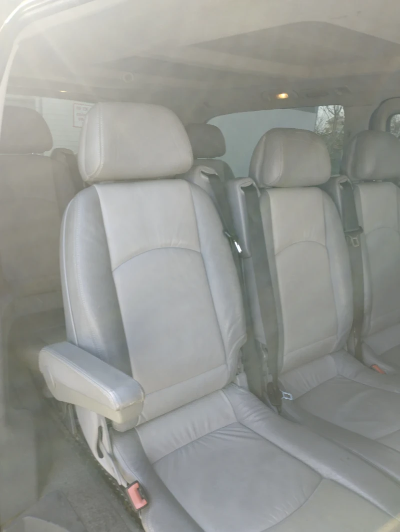 Mercedes-Benz Viano 2.2 150.кс, снимка 11 - Бусове и автобуси - 53142577