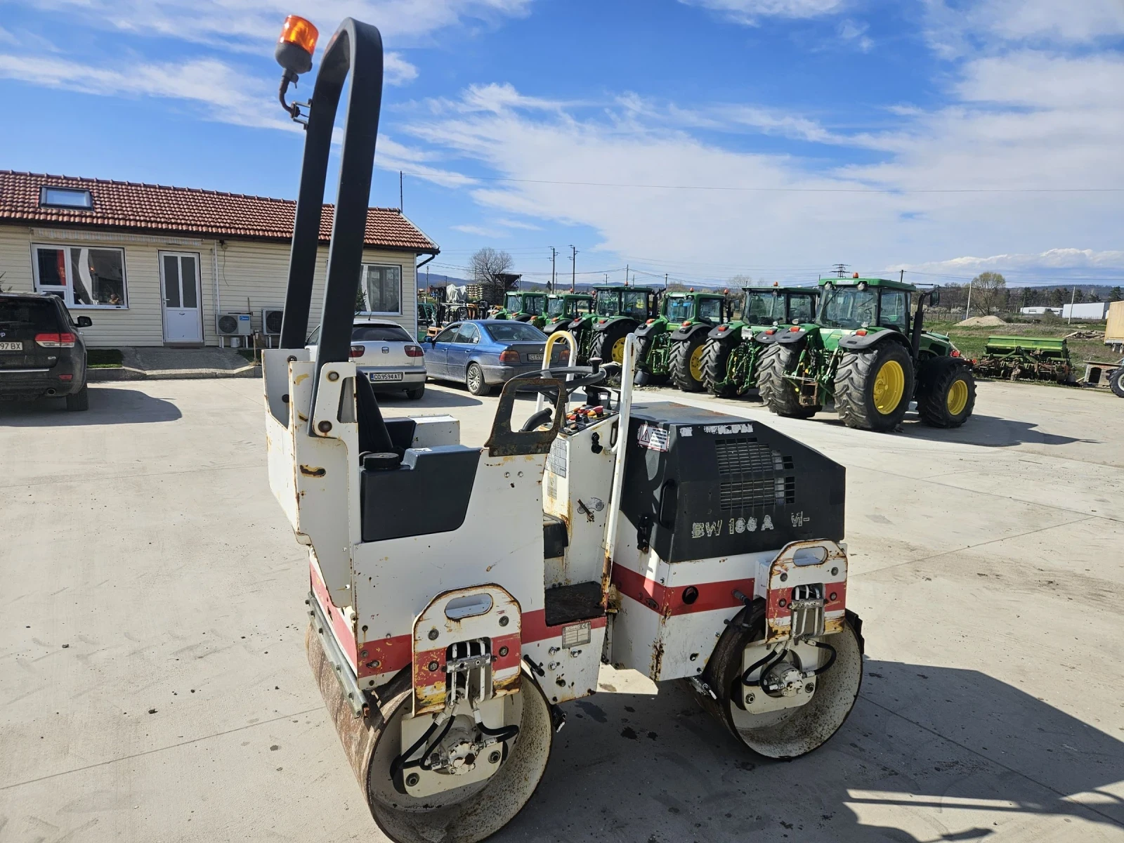 Валяк BOMAG BW 100 AD-2, снимка 6 - Индустриална техника - 54124517