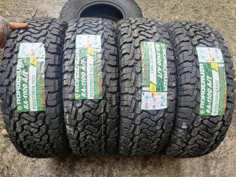 Гуми Всесезонни 235/75R15, снимка 2 - Гуми и джанти - 33283771