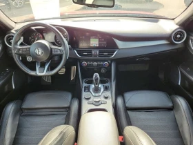 Alfa Romeo Giulia VELOCE RWD* АвтоКредит* (Цена до БГ), снимка 9