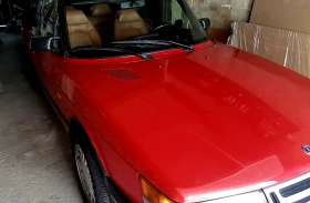     Saab 900