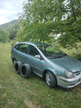     Nissan Almera tino 