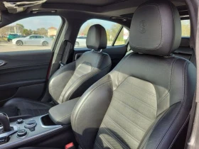 Alfa Romeo Giulia VELOCE RWD* АвтоКредит* (Цена до БГ) - 26299 € / 51436.37 лв. - 45849015 11